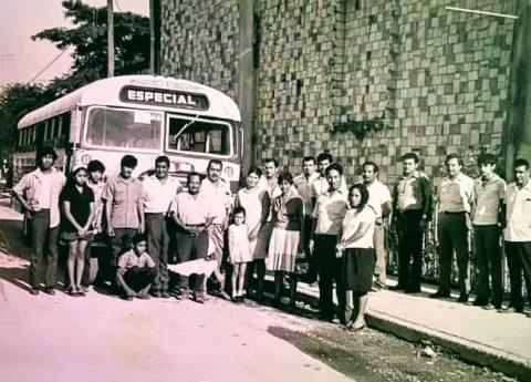 Autobuses azules´ fueron  un símbolo de solidaridad