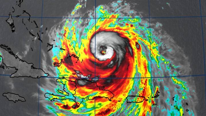 Hurricane Erin still a powerful, major storm