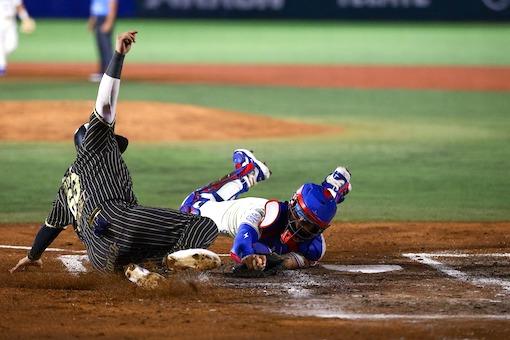 LMB. Dorados aprovechan racimo en el cuarto episodio y vence a Charros