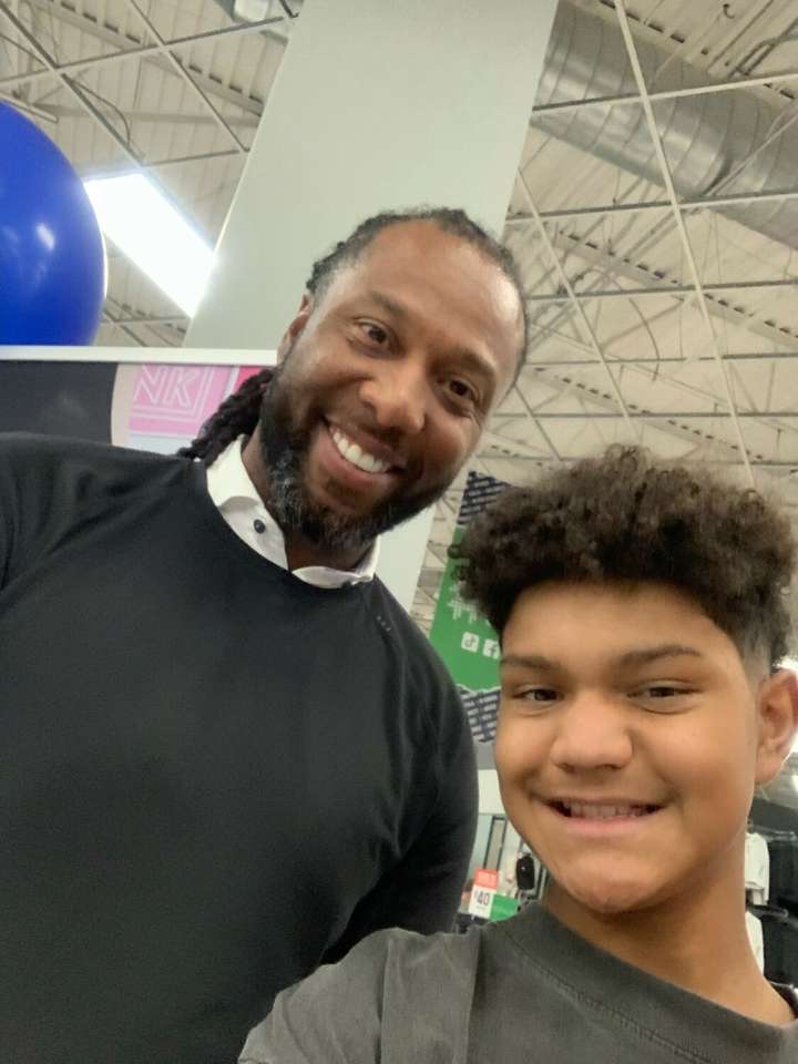 Phoenix kids head back to school in style with help from Larry Fitzgerald