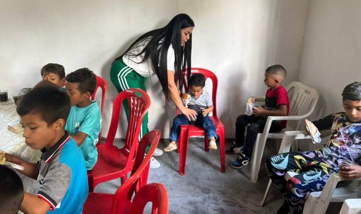 Primera dama de Libertador agasajó a niños de Chaguaramas