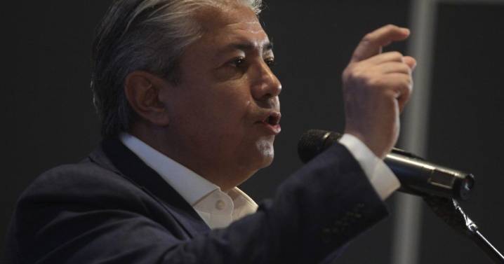 Tras el cierre de listas, Rolando Figueroa reacomoda el gabinete para entrar en modo campaña