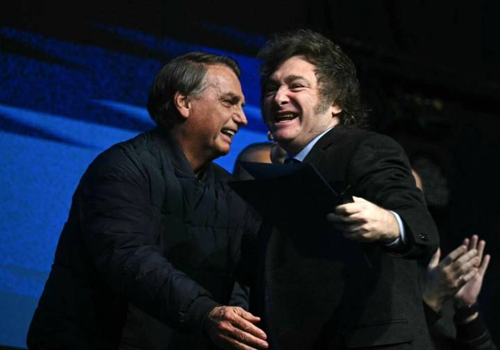 Bolsonaro planeó pedir asilo político a Milei: «Soy víctima de una persecución»