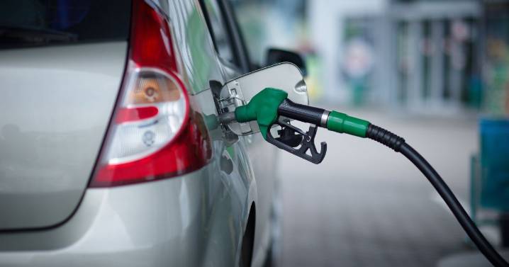 Baja el precio de la gasolina en Florida baja a $2.93