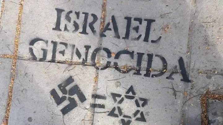 Rechazo por acto de vandalismo contra reconocida sinagoga judía en el norte de Cali: le pintaron grafitis con mensajes antisemitas