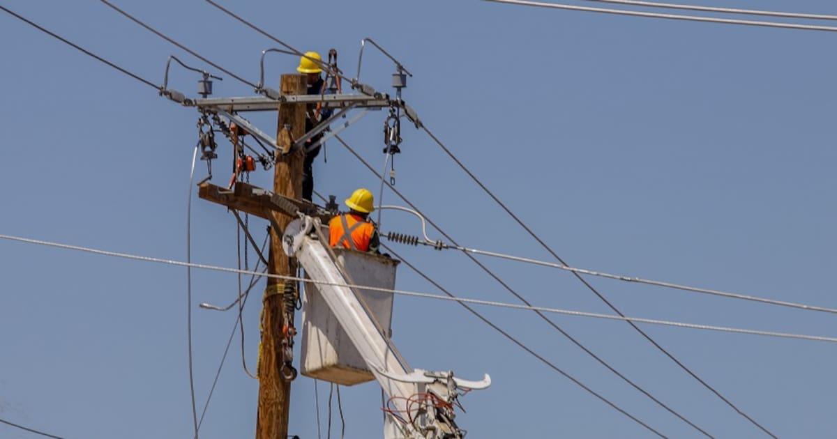 Continúan fallos en el sistema eléctrico de CFE