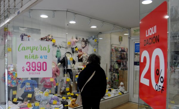Una encuesta reveló que ocho de cada 10 argentinos cambiaron sus hábitos de consumo