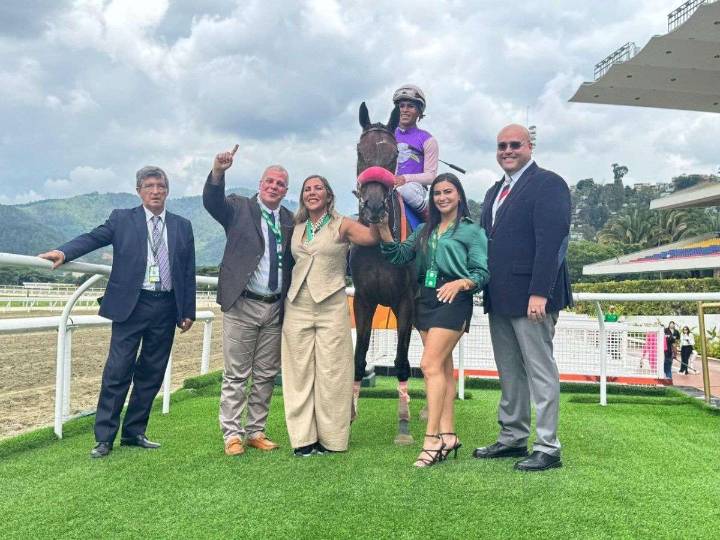 Jessenia Romero logró su primera foto en La Rinconada