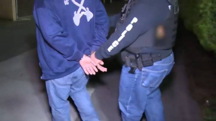 Jueza federal frena deportaciones exprés migrantes sin audiencia