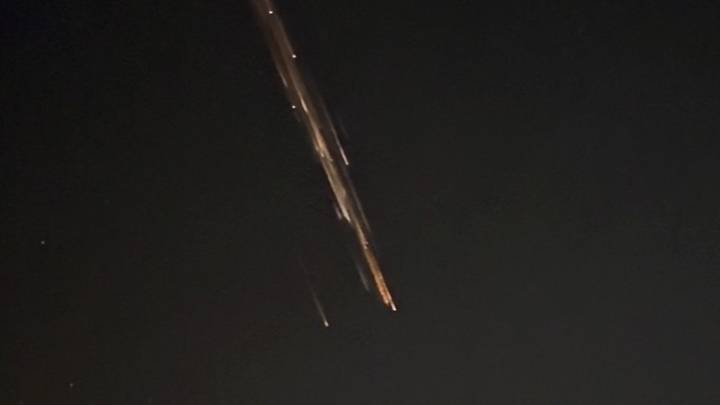 No fue un meteorito: Un cohete chino se desintegra sobre el sureste de España dejando una gran bola de fuego