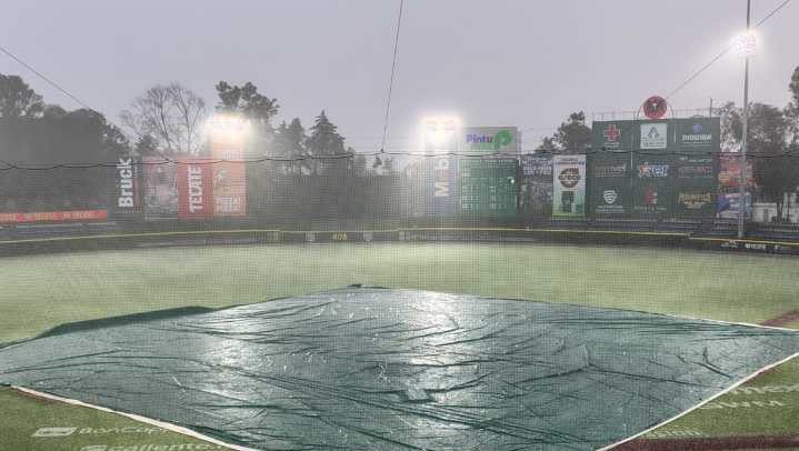 Lluvia pospone juego entre Pericos de Puebla y Piratas de Campeche