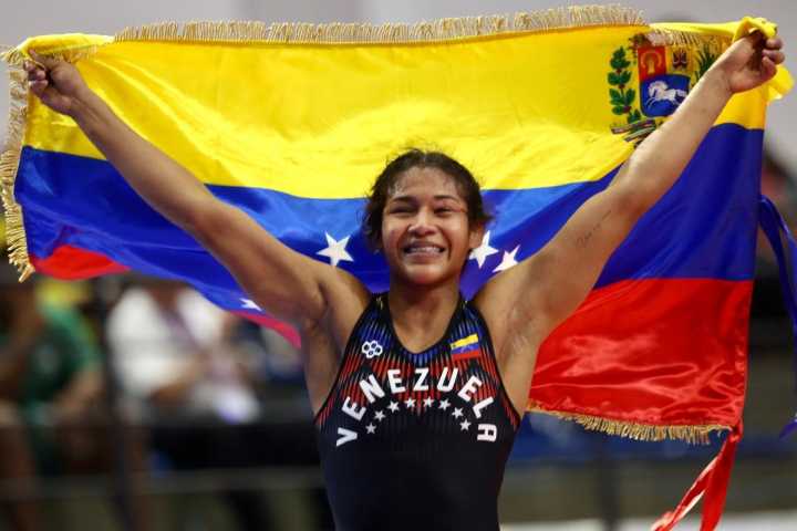 Lucha libre femenina fue un torrente de oro en los Juegos Panamericanos Junior Asu2025
