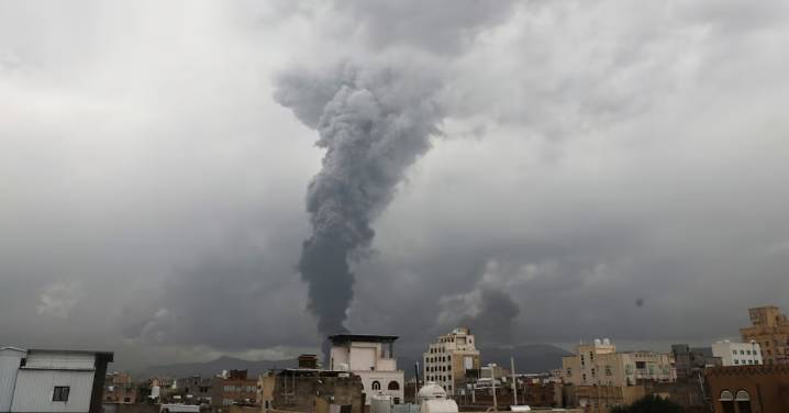 Israel bombardea la capital de Yemen: Ataque se dio en represalia por lanzamiento de misil hutí
