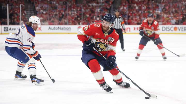 Panthers’ Tkachuk says he’s undecided on whether to have surgery for injuries