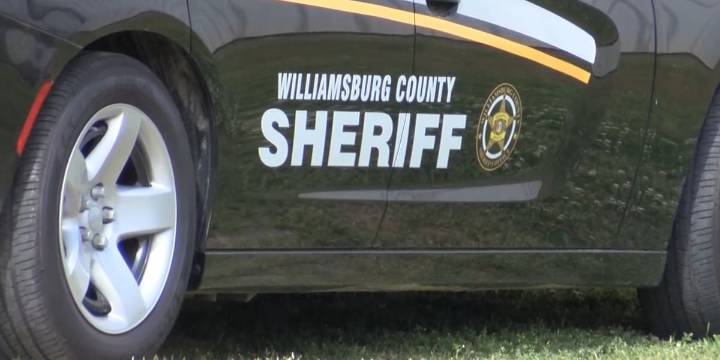 Williamsburg County deputies investigating shooting at Upscale Lounge