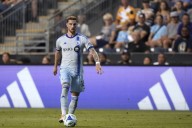 CF Montreal trades defender Joel Waterman to Chicago Fire FC for GAM