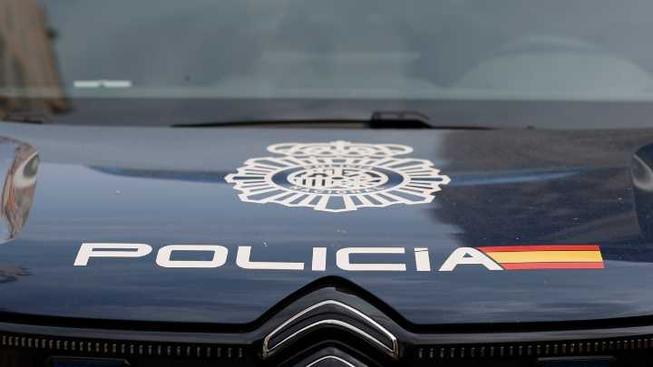 Una aparatosa explosión de gas provoca un incendio en un camión y en un edificio de Zamora y deja al menos dos heridos