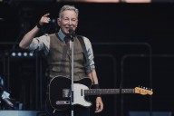 Hoax tour featuring Springsteen, Bon Jovi and Dylan dupes fans on Facebook
