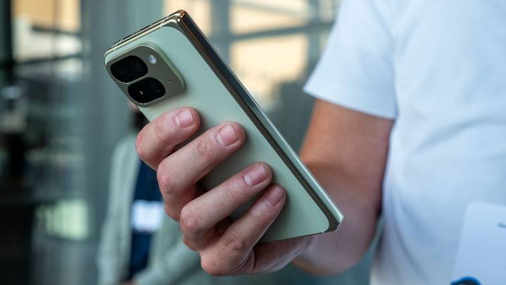 Google Pixel 10 Pro Fold hands-on: The world's first dustproof folding phone