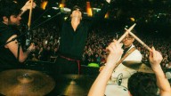 Bandalos Chinos se estrenó en el Movistar Arena con un abrazo de baile y clásicos con su público