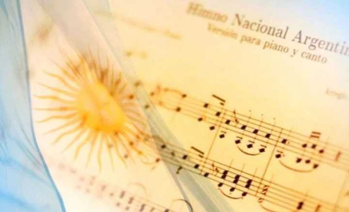 Tenemos que hablar del himno