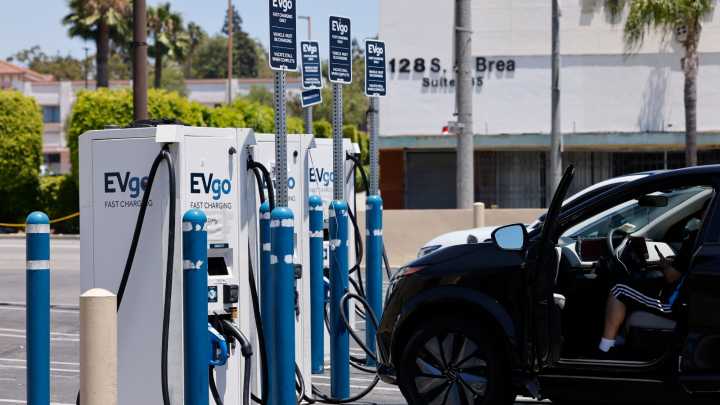 Trump administration reopens $5B EV charging program after losses in court