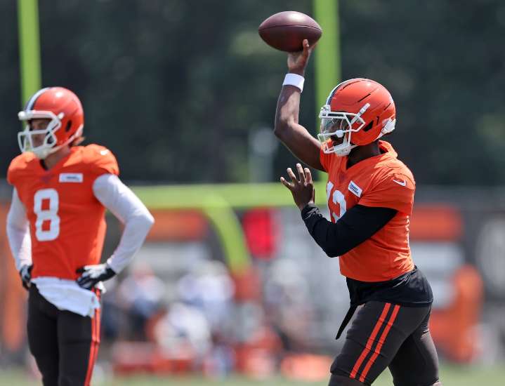 Shedeur Sanders explains why he told his dad Deion Sanders not to come to Browns training camp