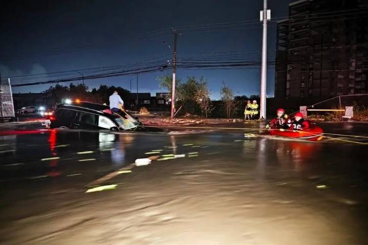 Lluvias torrenciales dejan dos muertos en Querétaro