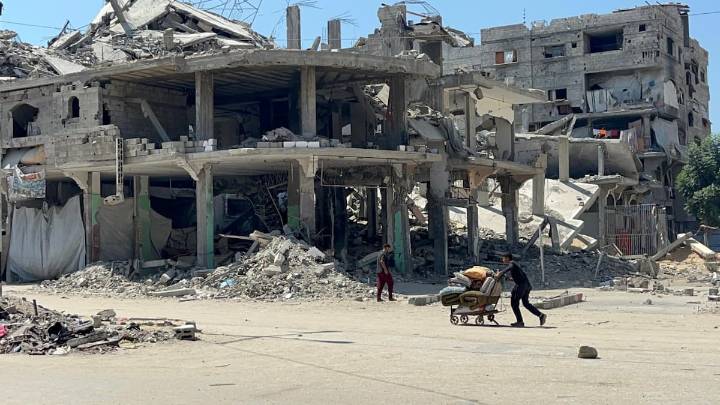 Israel da un paso más hacia la invasión total de Ciudad de Gaza y la designa como “zona de combate peligrosa”