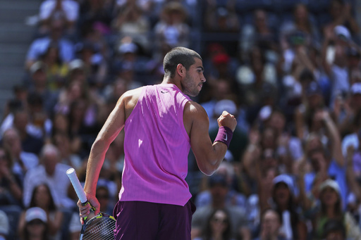 Carlos Alcaraz uses some behind-the-back magic to win a US Open point against Rinderknech