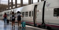 Renfe suspende definitivamente este miércoles la circulación ferroviaria entre Madrid y Galicia por el fuego