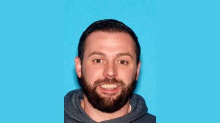 Fresno Police Fatally Shoot Man Armed With Knives After Standoff
