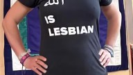 Un tribunal de Rabat niega la libertad provisional a la feminista marroquí juzgada por su lema "Alá es lesbiana"
