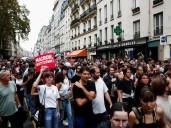 Franceses apoyan movilización antigubernamental en septiembre