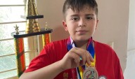 Su familia fue víctima de las desapariciones y lucha para ir a su competencia de matemáticas