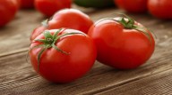 Comer tomate tiene múltiples beneficios para el organismo