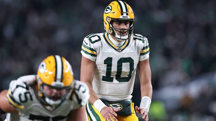 Packers’ Jordan Love teases preseason action