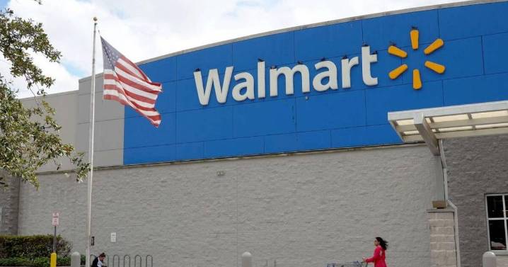 Preocupación en Walmart: policía anuncia incanzable búsqueda de hombres acusados de cometer este delito