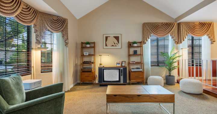 Infamous "Poltergeist" house available for rent in Southern California