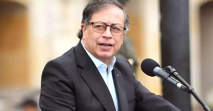 Petro denuncia que Perú tomó territorio colombiano y advierte: “Vamos a defender nuestra soberanía”