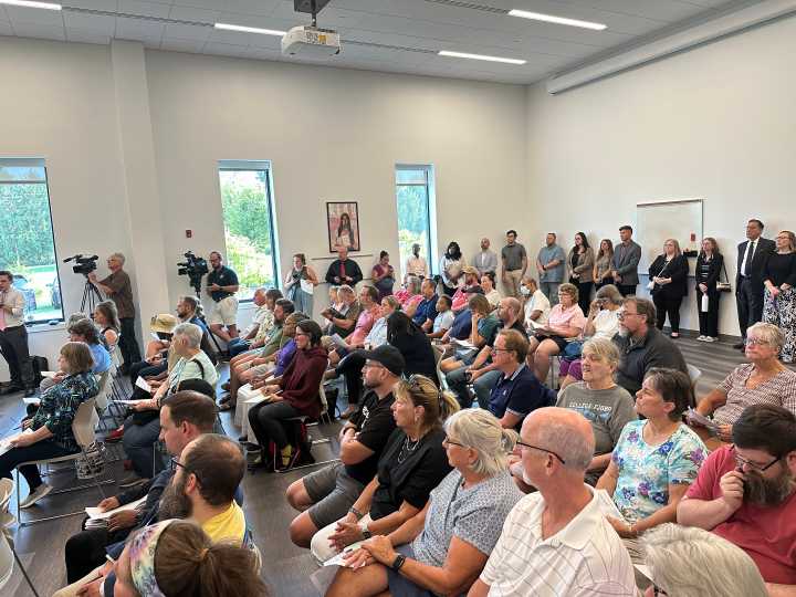 AES customers voice concerns about rate hike at first of four public hearings