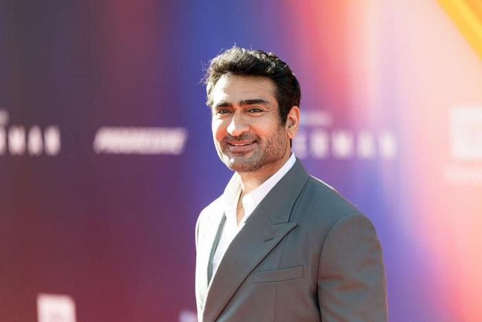 Kumail Nanjiani and Alan Cumming Reveal the Double-Edged Sword of Working With Marvel