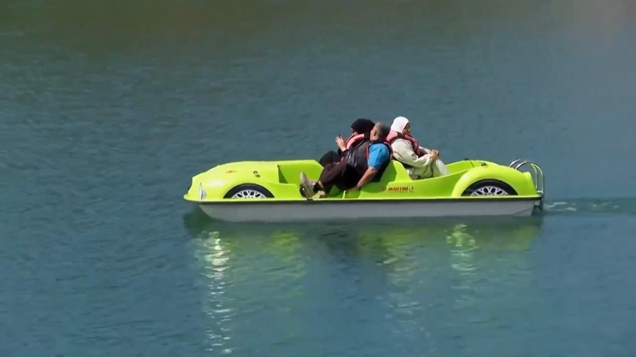 Bosnia's mountain resorts pivot to summer tourism as climate shifts