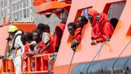 Mauritania rescata unos 20 cadáveres tras el naufragio de un cayuco rumbo a Canarias