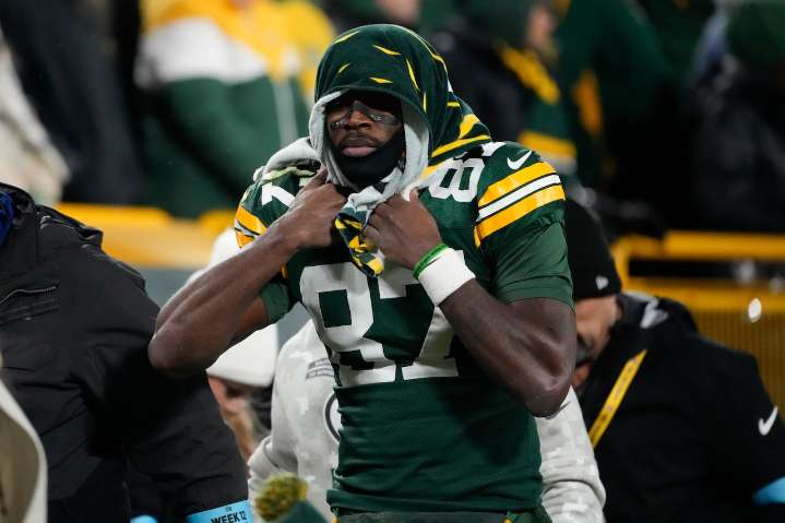 Wide receiver with Aaron Rodgers ties comes off the board as option for Steelers