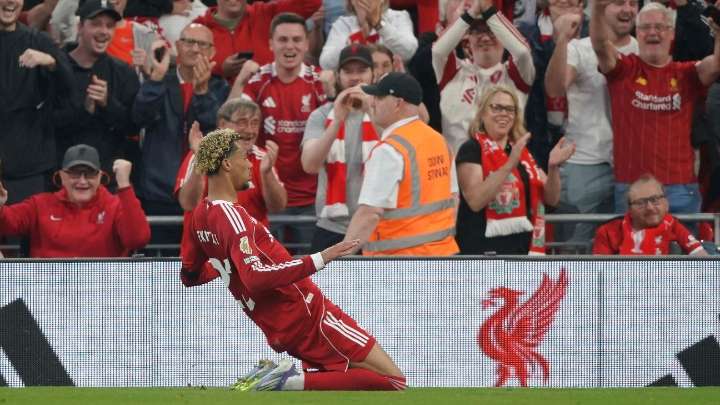 En un partidazo, Liverpool venció a Bournemouth en el debut de la Premier League 2025