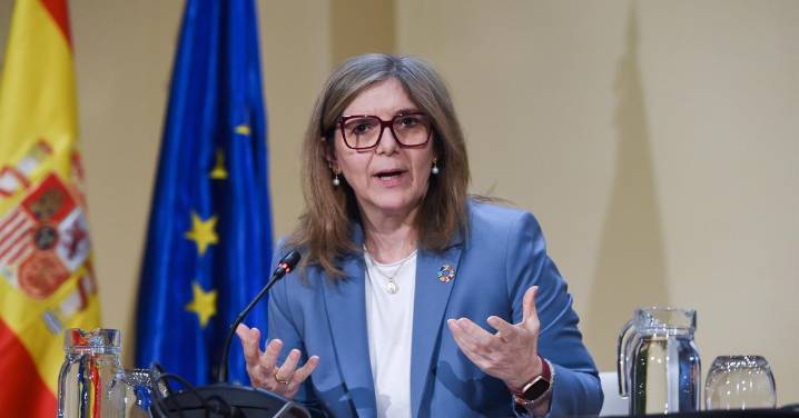 El Gobierno incrementará en septiembre el ritmo de traslados de menores migrantes solicitantes de asilo a Península