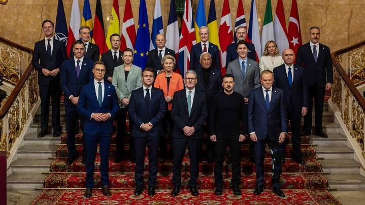 UE responde a la cumbre Putin-Trump con más sanciones a Rusia y posible ingreso de Ucrania a la OTAN