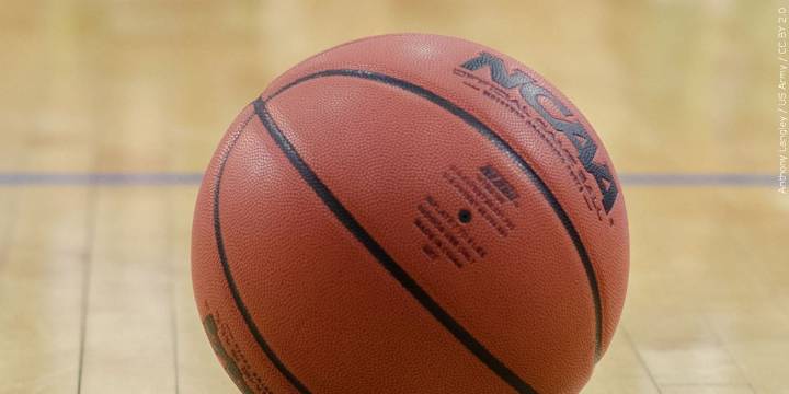 ‘Wins-4-life’ clinic visits the Basketball Hall of Fame