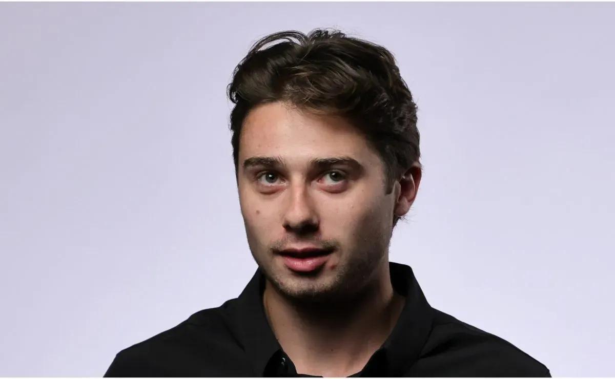 NHL News: Devils get new update on Luke Hughes’ negotiations amid rumors of a possible Quinn Hughes trade